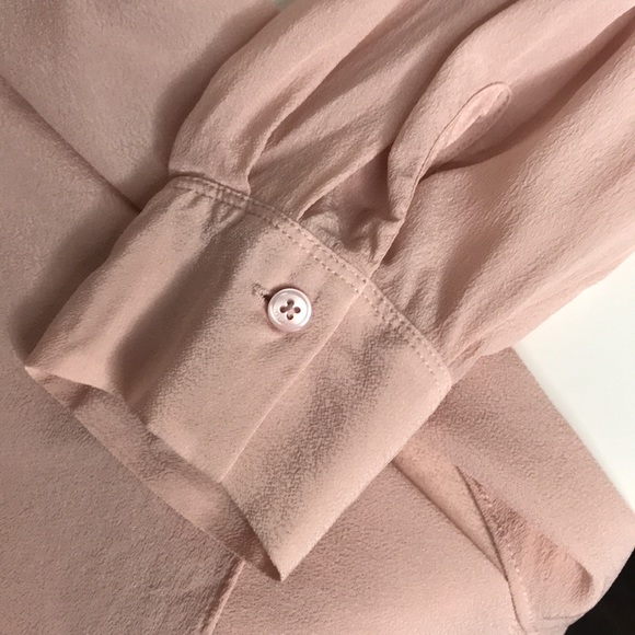 Babaton Aritzia Cupro Blouse Size M - Picture 10 of 12